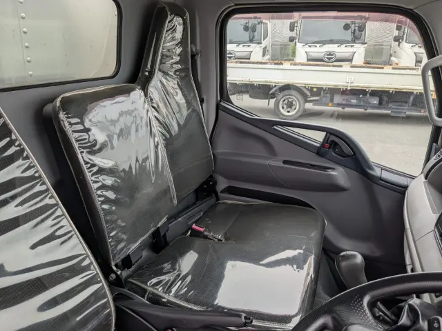 三菱 キャンター TPG-FEA50(2WD)の写真27