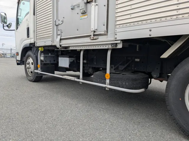 いすゞ エルフ TPG-NPR85AN(2WD)の写真12