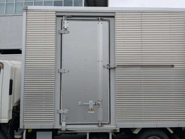 いすゞ エルフ TPG-NPR85AN(2WD)の写真13