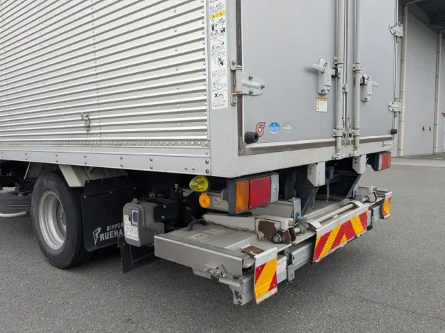 いすゞ エルフ TPG-NPR85AN(2WD)の写真5