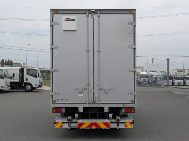 いすゞ エルフ TPG-NPR85AN(2WD)の写真7