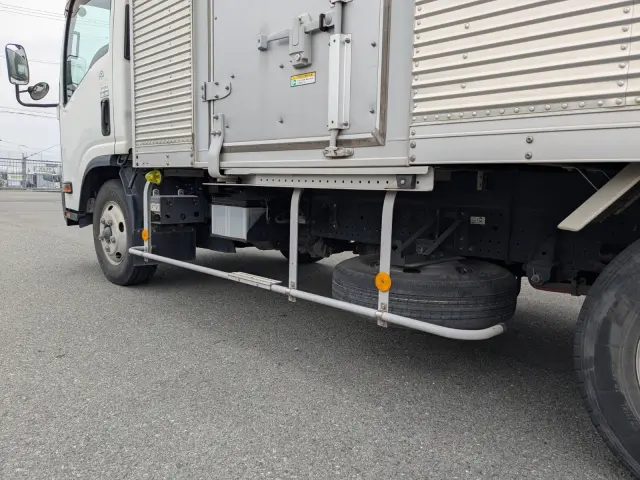 いすゞ エルフ TPG-NPR85AN(2WD)の写真12
