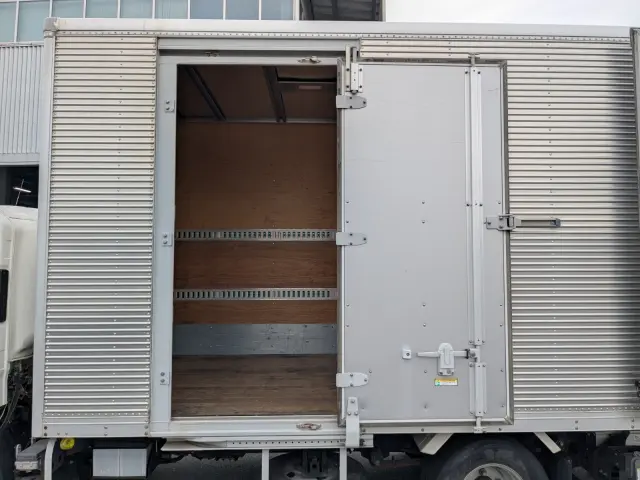 いすゞ エルフ TPG-NPR85AN(2WD)の写真14