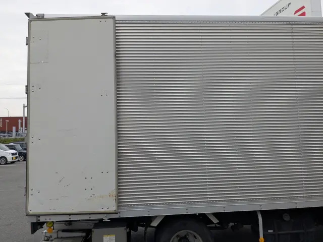いすゞ エルフ TPG-NPR85AN(2WD)の写真15