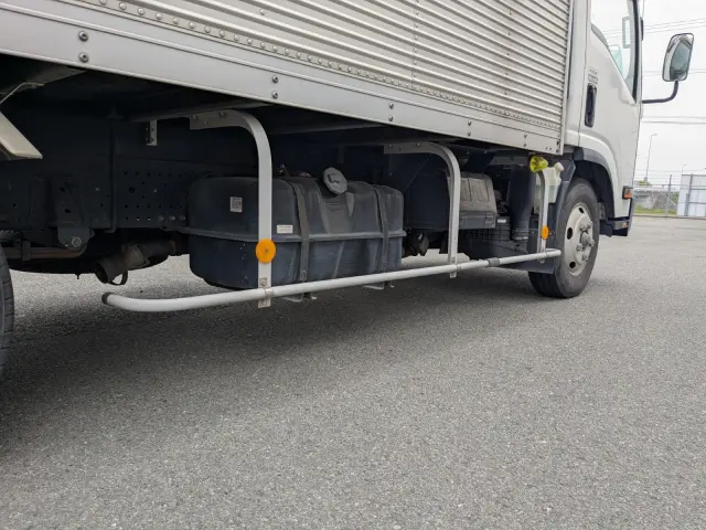 いすゞ エルフ TPG-NPR85AN(2WD)の写真17