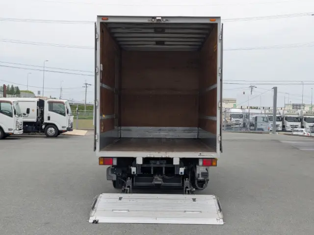 いすゞ エルフ TPG-NPR85AN(2WD)の写真34