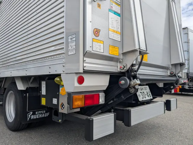 三菱 キャンター 2RG-FEB50(2WD)の写真6