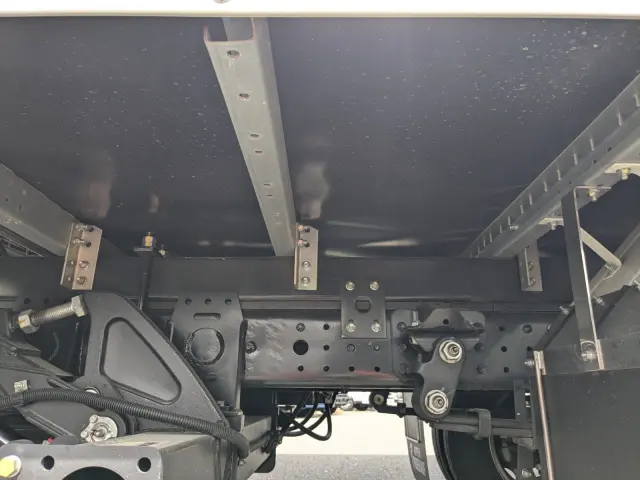 三菱 キャンター 2RG-FEB50(2WD)の写真32