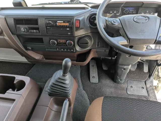 日野 レンジャー 2KG-FD2ABG(2WD)の写真27
