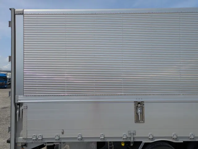 いすゞ ギガ 2PG-CYJ77C(8x4)の写真29