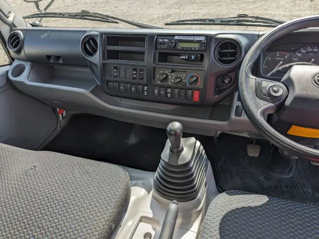 日野 デュトロ 2RG-XZU710M(2WD)の写真28