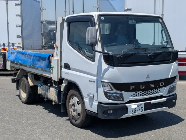 三菱 キャンター 2RG-FBA60(2WD)の写真2