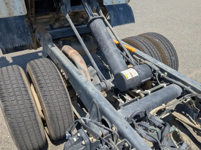 三菱 キャンター 2RG-FBA60(2WD)の写真16