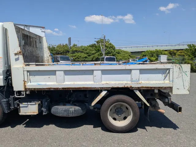 三菱 キャンター 2RG-FBA60(2WD)の写真24
