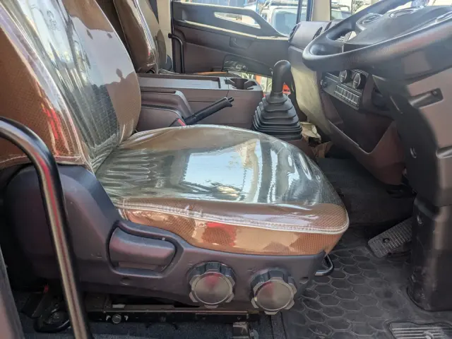 日野 レンジャー 2KG-GK2ABA(2WD)の写真27