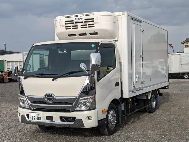 日野 デュトロ 2RG-XZU710M(2WD)の写真1