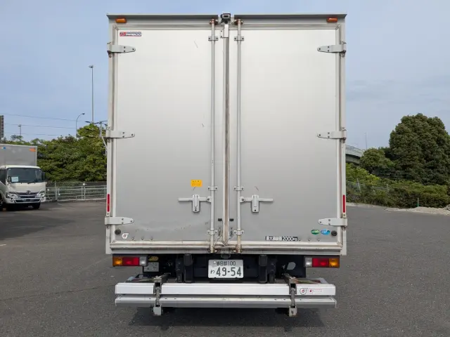 三菱 キャンター 2PG-FEB50(2WD)の写真5