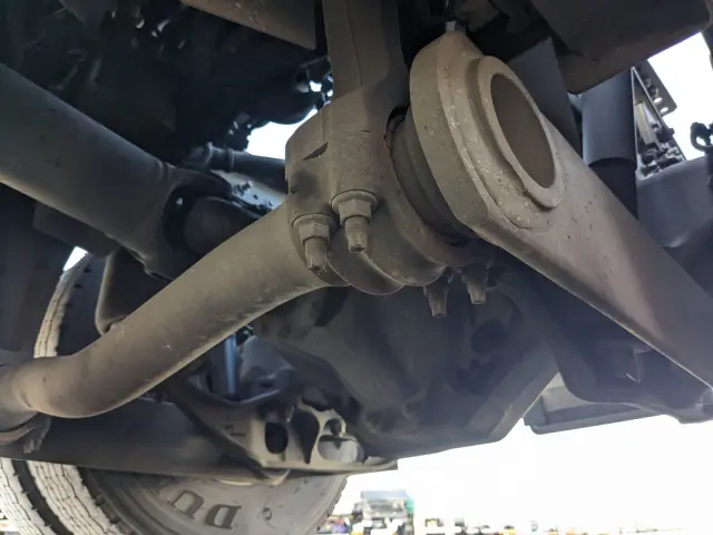 日野 プロフィア QPG-SH1EDDG(2WD)の写真18