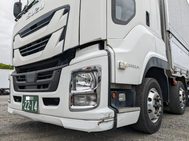 いすゞ ギガ QKG-CYJ77B(8x4)の写真26
