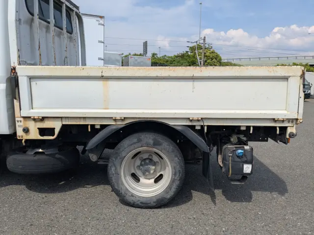 三菱 キャンター TPG-FBA00(2WD)の写真16