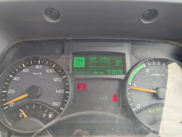 三菱 キャンター TPG-FBA00(2WD)の写真40