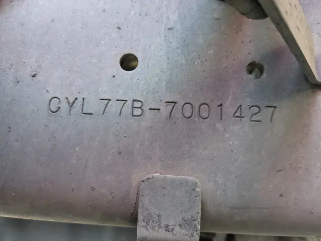 いすゞ ギガ QKG-CYL77B(6x2)の写真31