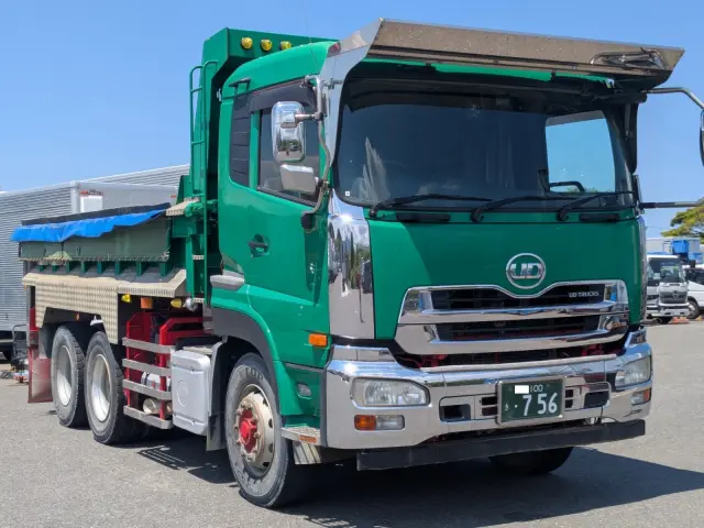 UD クオン QKG-CW5XL(6x4)の写真2