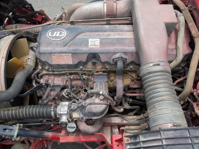 UD クオン QKG-CW5XL(6x4)の写真46