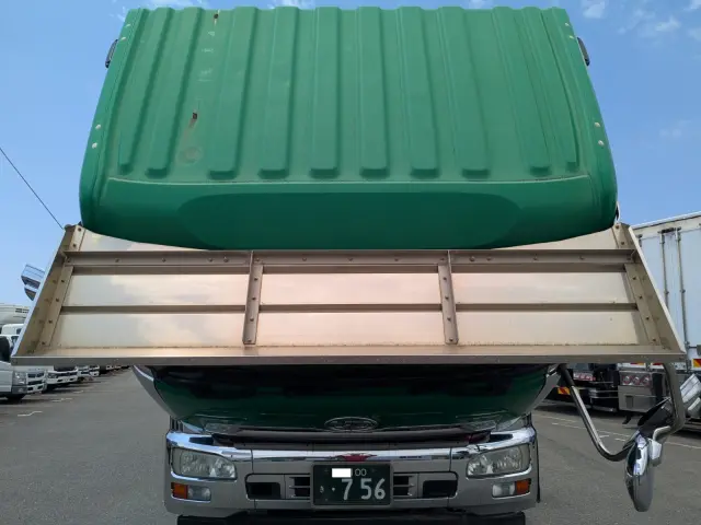 UD クオン QKG-CW5XL(6x4)の写真47