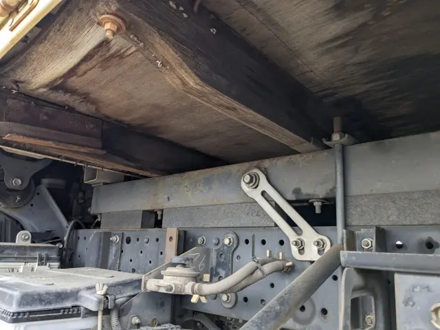いすゞ エルフ TKG-NKR85A(2WD)の写真20