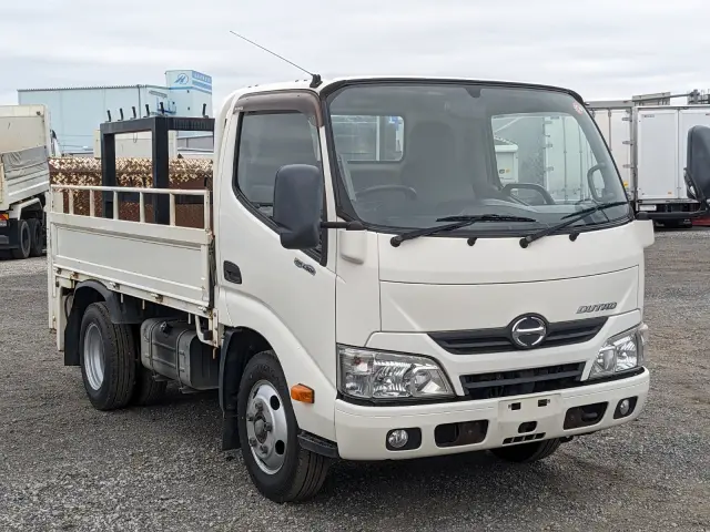 日野 デュトロ TKG-XZU605M(2WD)の写真2