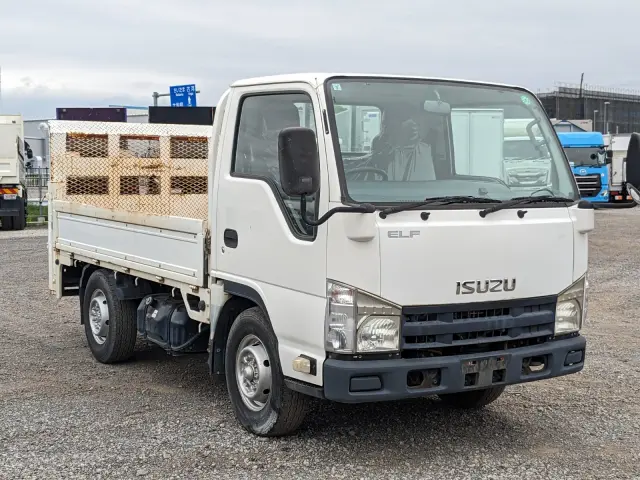 いすゞ エルフ TKG-NHR85A(2WD)の写真2