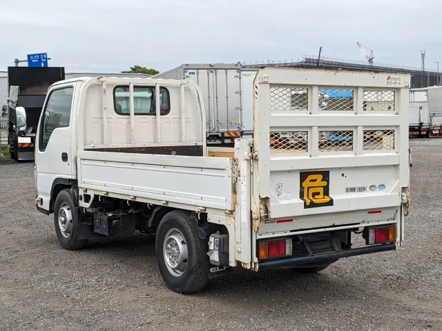 いすゞ エルフ TKG-NHR85A(2WD)の写真3