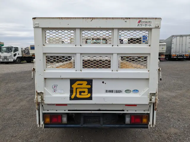 いすゞ エルフ TKG-NHR85A(2WD)の写真5