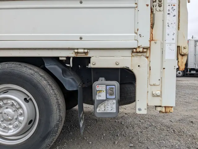 いすゞ エルフ TKG-NHR85A(2WD)の写真9