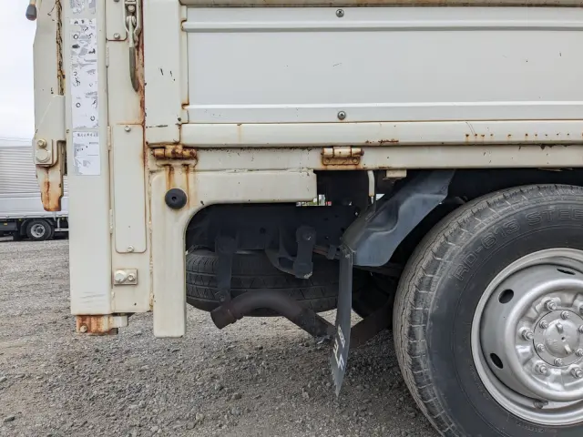 いすゞ エルフ TKG-NHR85A(2WD)の写真14