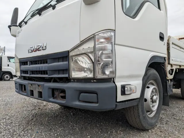 いすゞ エルフ TKG-NHR85A(2WD)の写真25