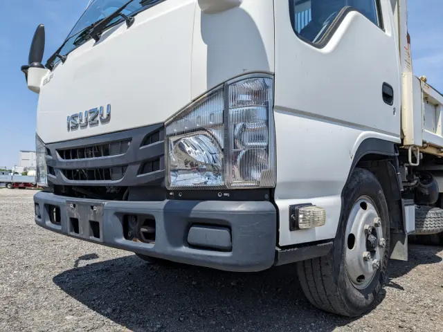いすゞ エルフ TPG-NKR85AN(2WD)の写真25