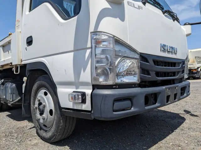 いすゞ エルフ TPG-NKR85AN(2WD)の写真26