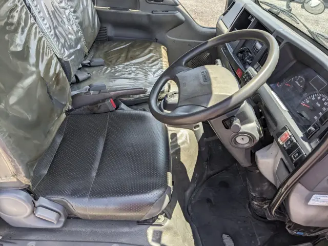 いすゞ エルフ TPG-NKR85AN(2WD)の写真27