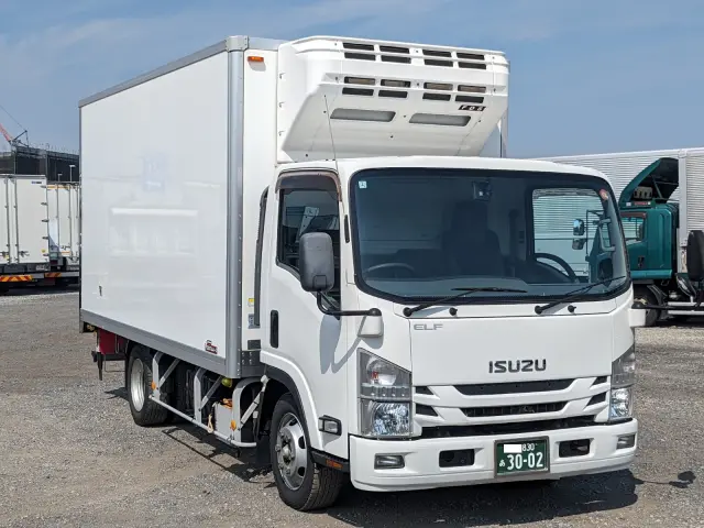 いすゞ エルフ TPG-NPR85AN(2WD)の写真2