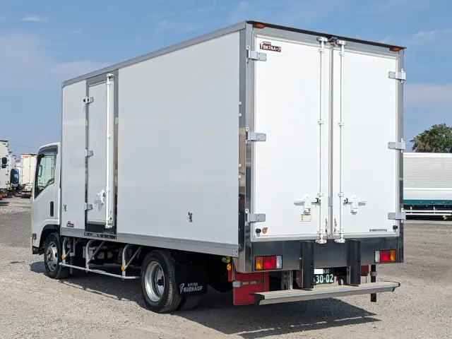 いすゞ エルフ TPG-NPR85AN(2WD)の写真3