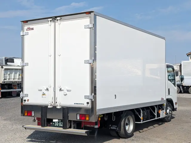いすゞ エルフ TPG-NPR85AN(2WD)の写真4