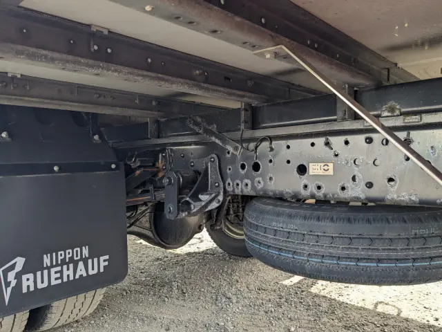 いすゞ エルフ TPG-NPR85AN(2WD)の写真24