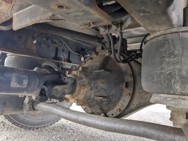 いすゞ フォワード TKG-FRR90T2(2WD)の写真23