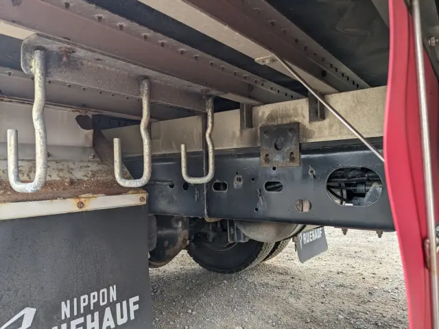 いすゞ フォワード TKG-FRR90T2(2WD)の写真29