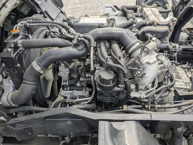 いすゞ フォワード TKG-FRR90T2(2WD)の写真43