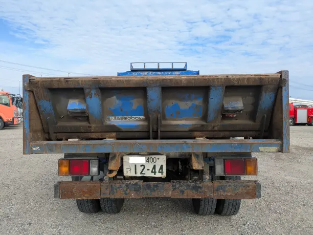 いすゞ エルフ TKG-NKR85AN(2WD)の写真7