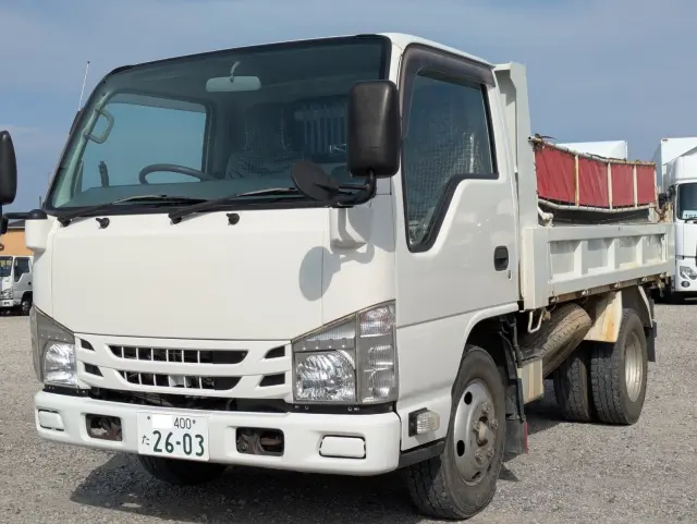 いすゞ エルフ TPG-NJR85AD(2WD)の写真1