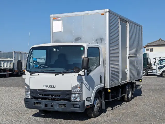 いすゞ エルフ TPG-NPR85AN(2WD)の写真1